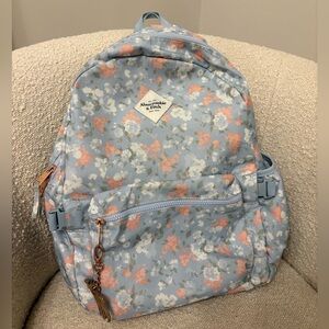 abercrombie kids | Accessories | Abercrombie Fitch Set Of Backpack And  Lunchbox | Poshmark